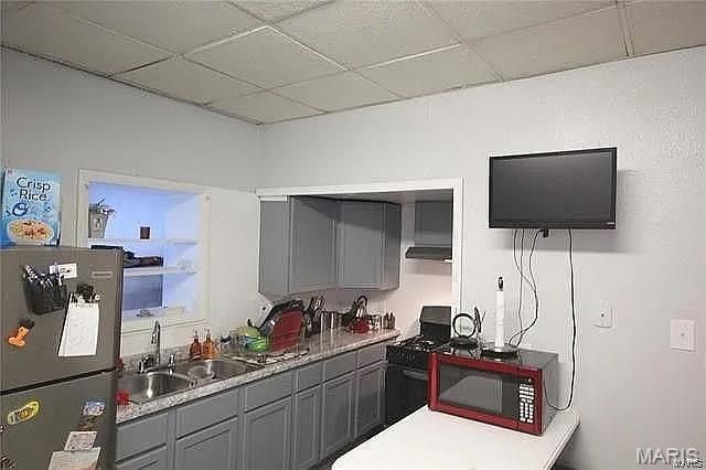 4541 S Compton Avenue, St Louis, MO 63111