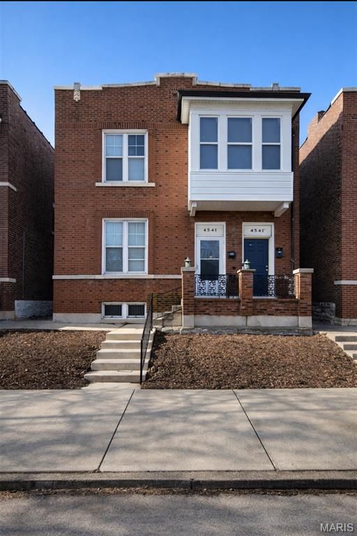 4541 S Compton Avenue, St Louis, MO 63111