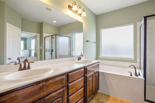 2725 Twinflower Drive, Fort Worth, TX 76244