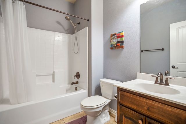 2725 Twinflower Drive, Fort Worth, TX 76244