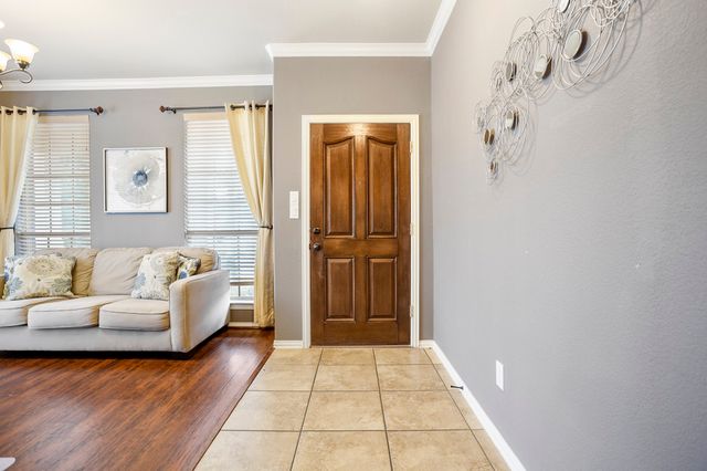 2725 Twinflower Drive, Fort Worth, TX 76244