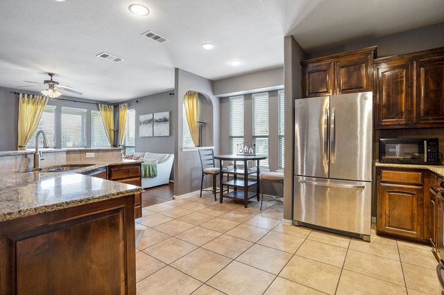 2725 Twinflower Drive, Fort Worth, TX 76244