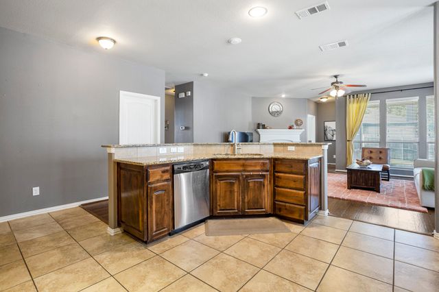 2725 Twinflower Drive, Fort Worth, TX 76244