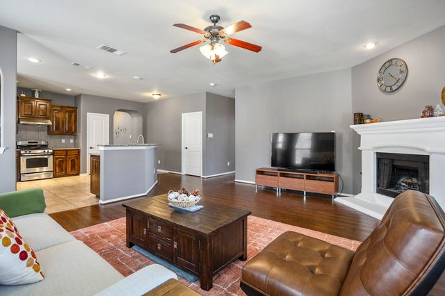 2725 Twinflower Drive, Fort Worth, TX 76244