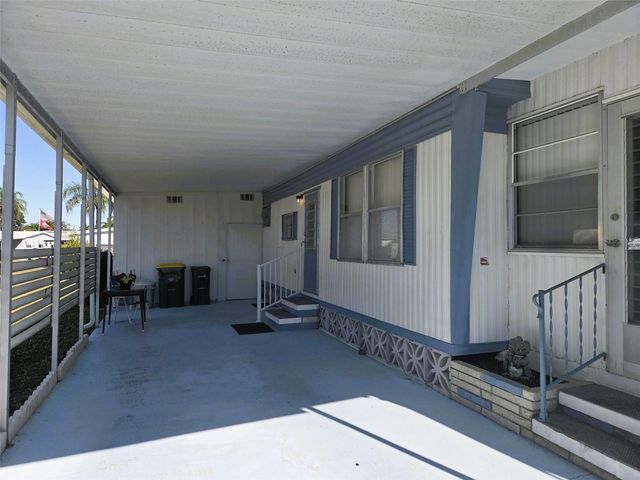 3313 OVERCUP OAK TERRACE, Sarasota, FL 34237