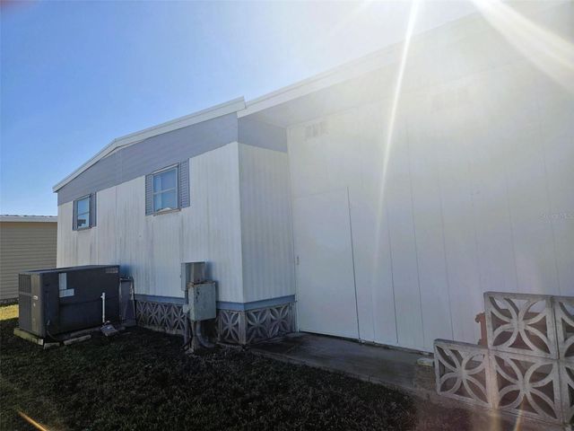 3313 OVERCUP OAK TERRACE, Sarasota, FL 34237