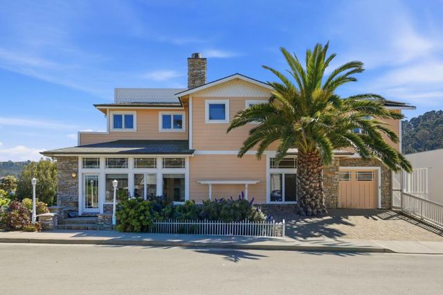 1207 Danmann Avenue, Pacifica, CA 94044
