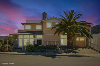 1207 Danmann Avenue, Pacifica, CA 94044