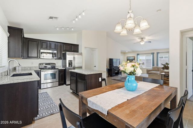 18374 W SURPRISE FARMS Loop N, Surprise, AZ 85388