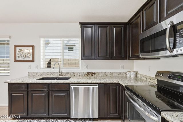 18374 W SURPRISE FARMS Loop N, Surprise, AZ 85388