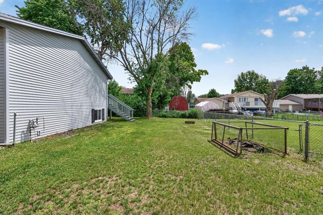 7554 Humboldt Circle N, Brooklyn Park, MN 55444