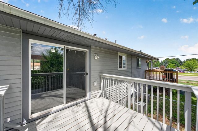 7554 Humboldt Circle N, Brooklyn Park, MN 55444