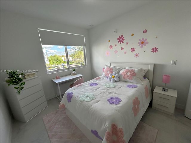 1010 SW 69th Ave 212, Miami, FL 33144