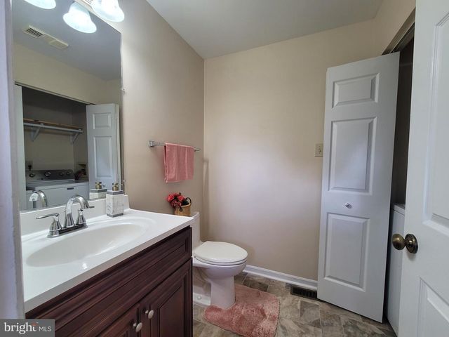 200 MILL RACE DR, Winchester, VA 22602