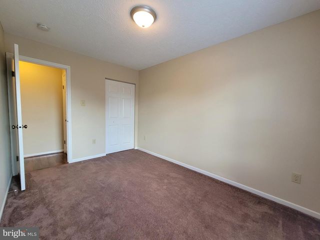 200 MILL RACE DR, Winchester, VA 22602