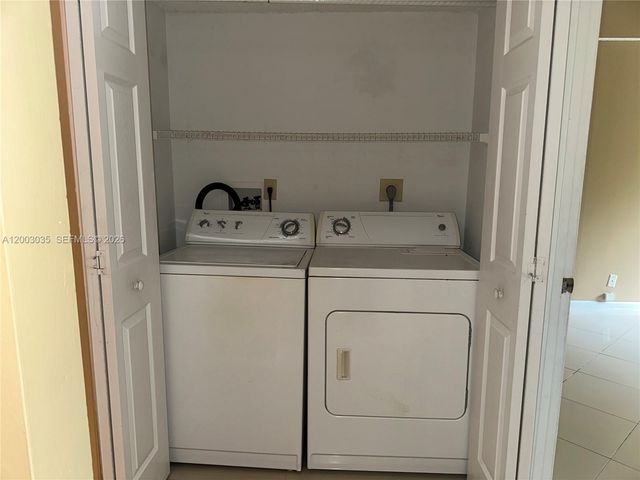 731 Lyons Rd 16203, Coconut Creek, FL 33063