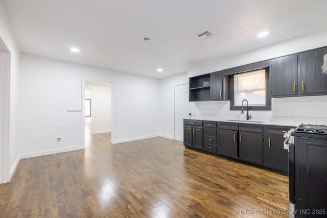 1027 E 56th Street North, Tulsa, OK 74126