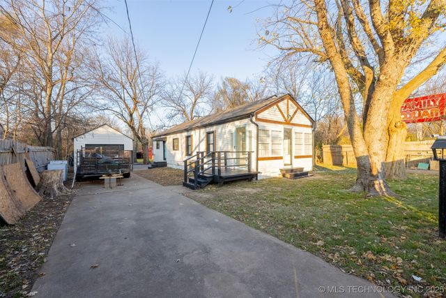 1027 E 56th Street North, Tulsa, OK 74126