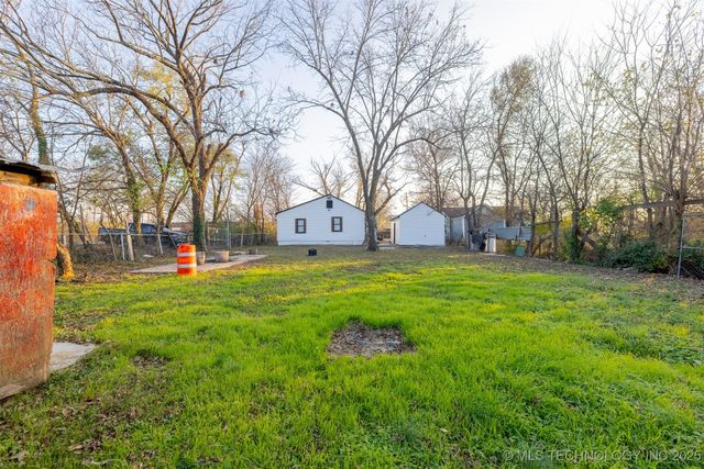 1027 E 56th Street North, Tulsa, OK 74126