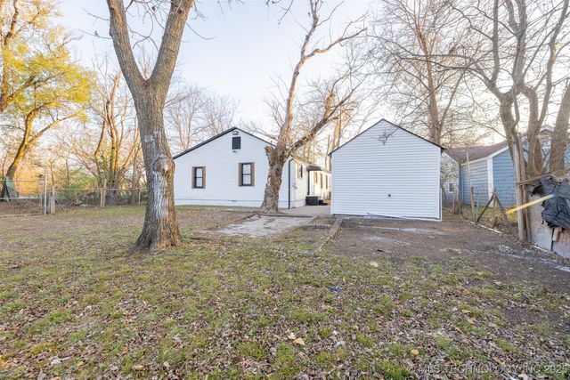 1027 E 56th Street North, Tulsa, OK 74126