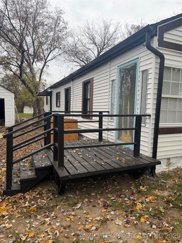 1027 E 56th Street North, Tulsa, OK 74126