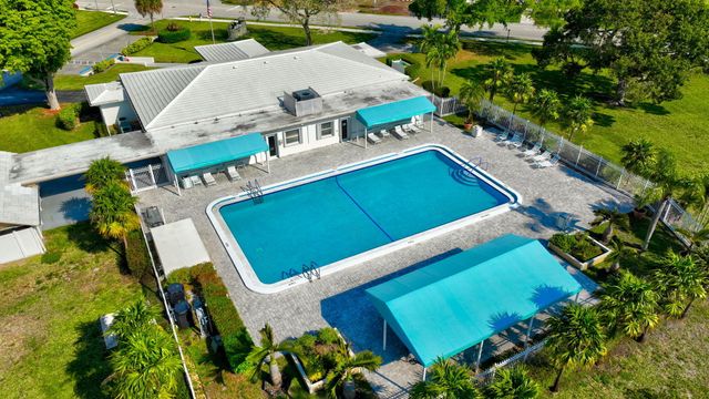 7108 NW 75th Street, Tamarac, FL 33321