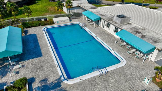 7108 NW 75th Street, Tamarac, FL 33321