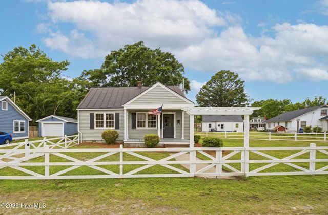 903 N Oakum Street, Edenton, NC 27932