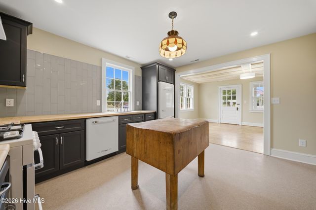 903 N Oakum Street, Edenton, NC 27932