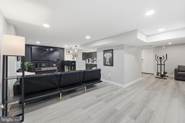 9521 PAMPLONA RD, Columbia, MD 21045