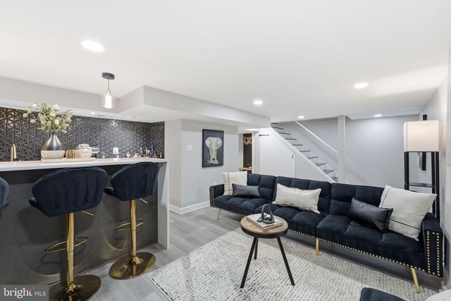 9521 PAMPLONA RD, Columbia, MD 21045