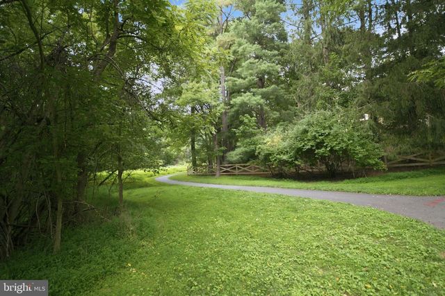 9521 PAMPLONA RD, Columbia, MD 21045