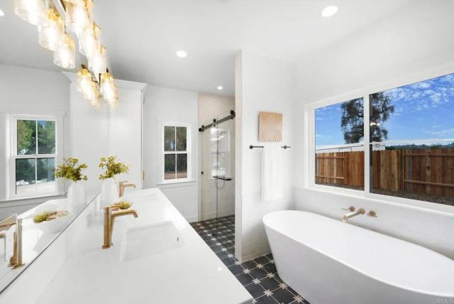 1547 Dickey Street, Fallbrook, CA 92028