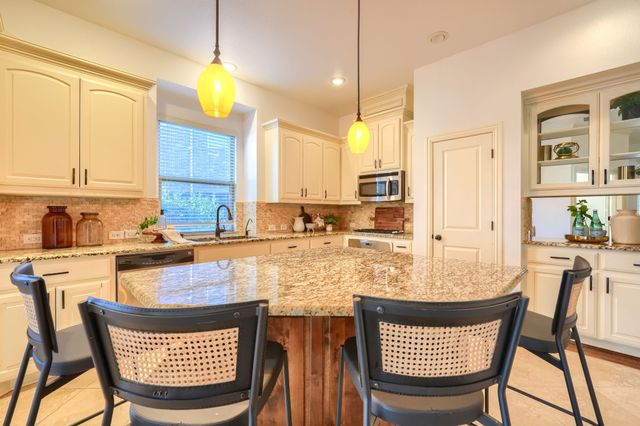 18256 Brighton Green, Dallas, TX 75252