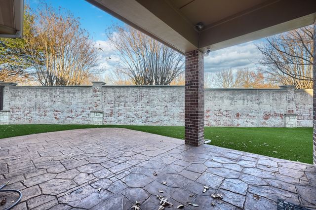 18256 Brighton Green, Dallas, TX 75252