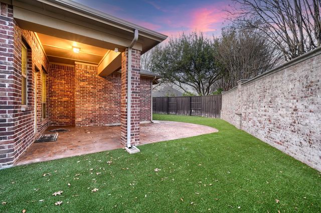 18256 Brighton Green, Dallas, TX 75252