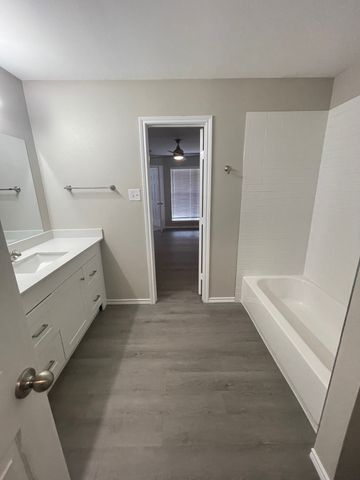 611 Oriole Boulevard 2301, Duncanville, TX 75116