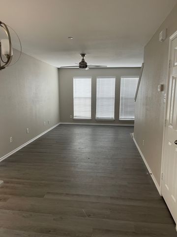 611 Oriole Boulevard 2301, Duncanville, TX 75116