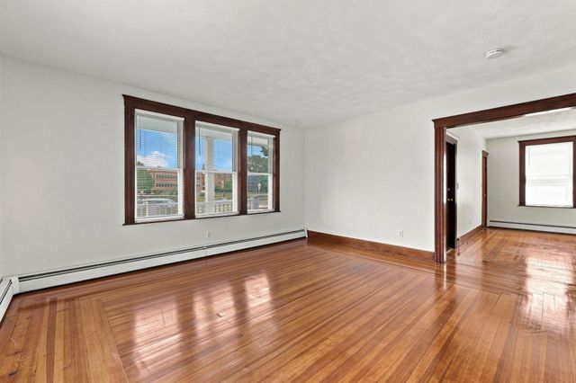 84 Margin St 1, Peabody, MA 01960