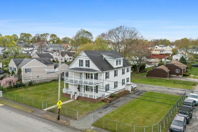 84 Margin St 1, Peabody, MA 01960