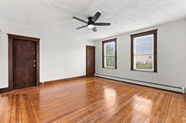 84 Margin St 1, Peabody, MA 01960