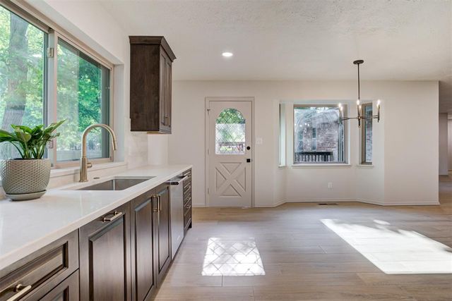 1609 Chestnut Lane, Norman, OK 73072