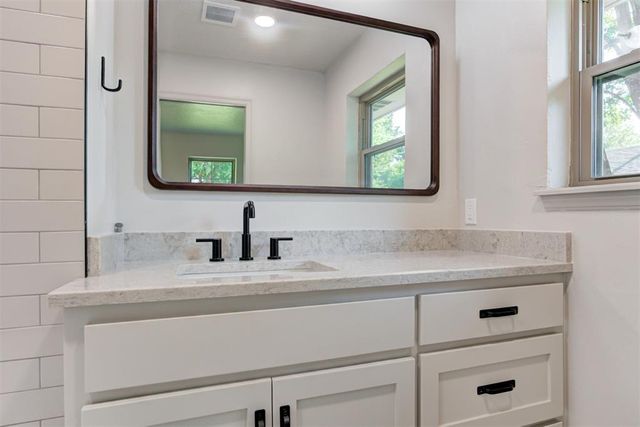 1609 Chestnut Lane, Norman, OK 73072