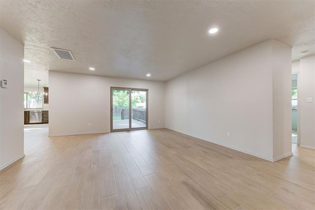 1609 Chestnut Lane, Norman, OK 73072
