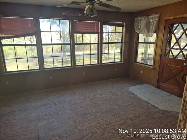 1544 E 565 Road, Locust Grove, OK 74352