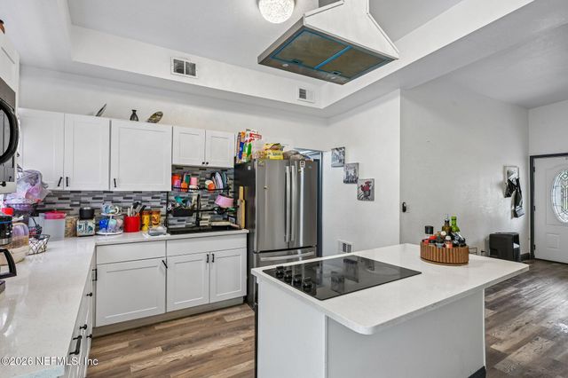 5356 KEYSTONE Drive N, Jacksonville, FL 32207