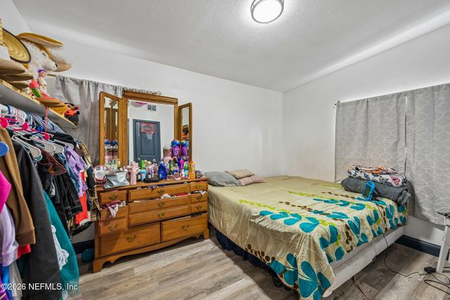 5356 KEYSTONE Drive N, Jacksonville, FL 32207