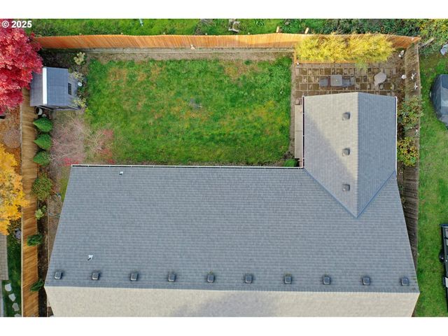 1020 E 4TH St, Yamhill, OR 97148