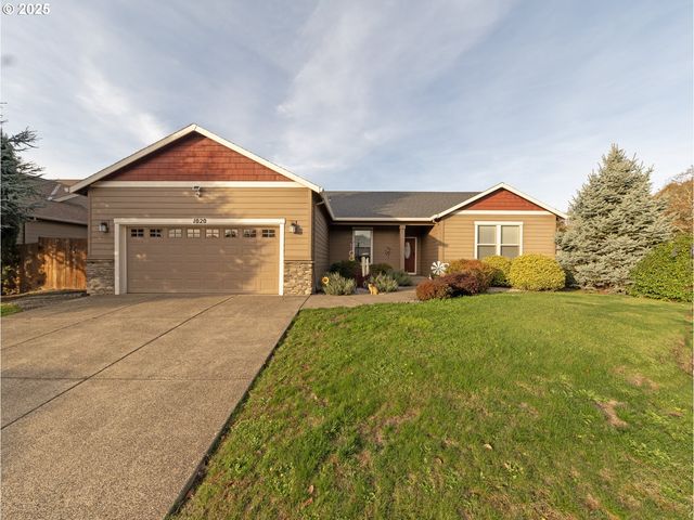 1020 E 4TH St, Yamhill, OR 97148