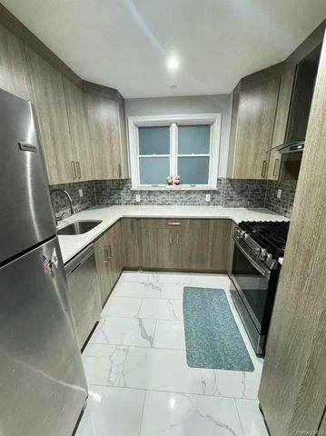 31-12 38TH Avenue UNIT 3, Long Island City, NY 11101